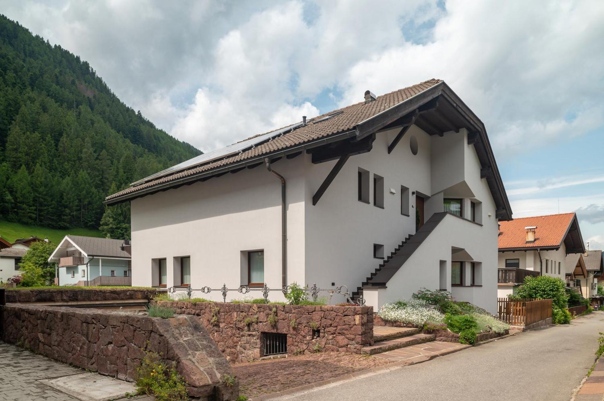 Apartment Christian Ortisei Bagian luar foto